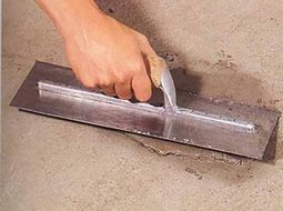 Заделка трещин в бетонном полу